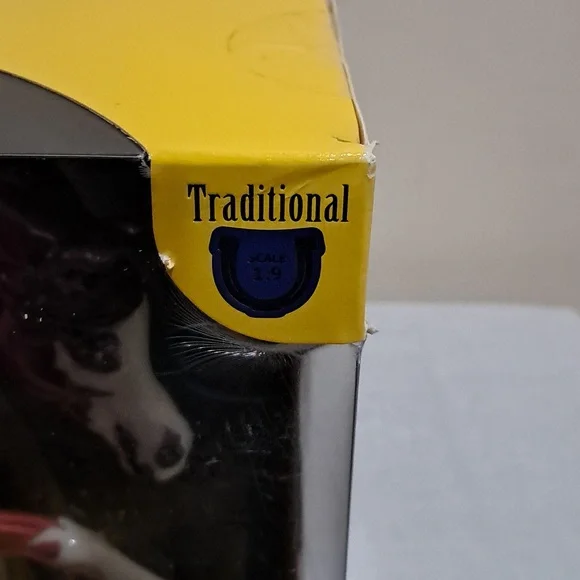 Breyer Spectre Halloween Traditional Model #1876 Glows In The Dark - Picture 5 of 13